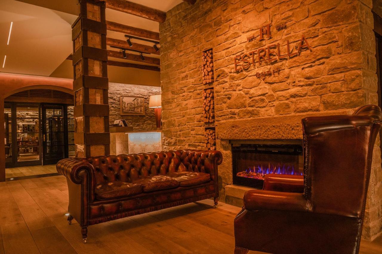 Hotel Hostal Estrella Рупит Екстериор снимка